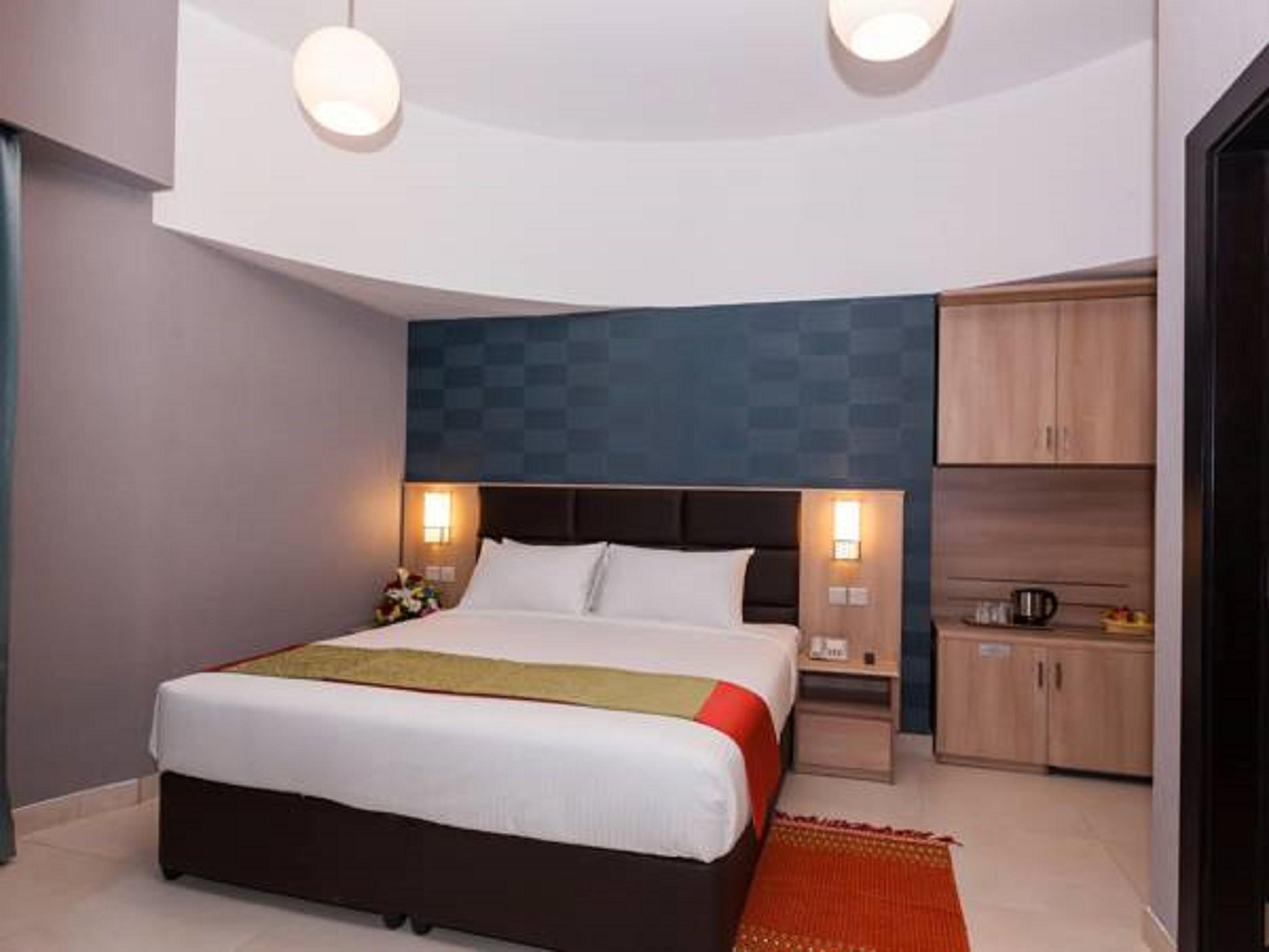 Florida Square Hotel Dubai Bagian luar foto