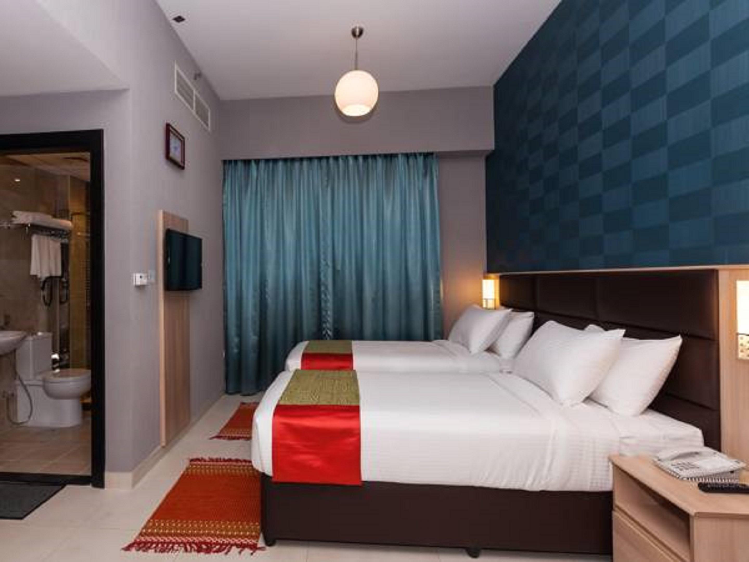 Florida Square Hotel Dubai Bagian luar foto