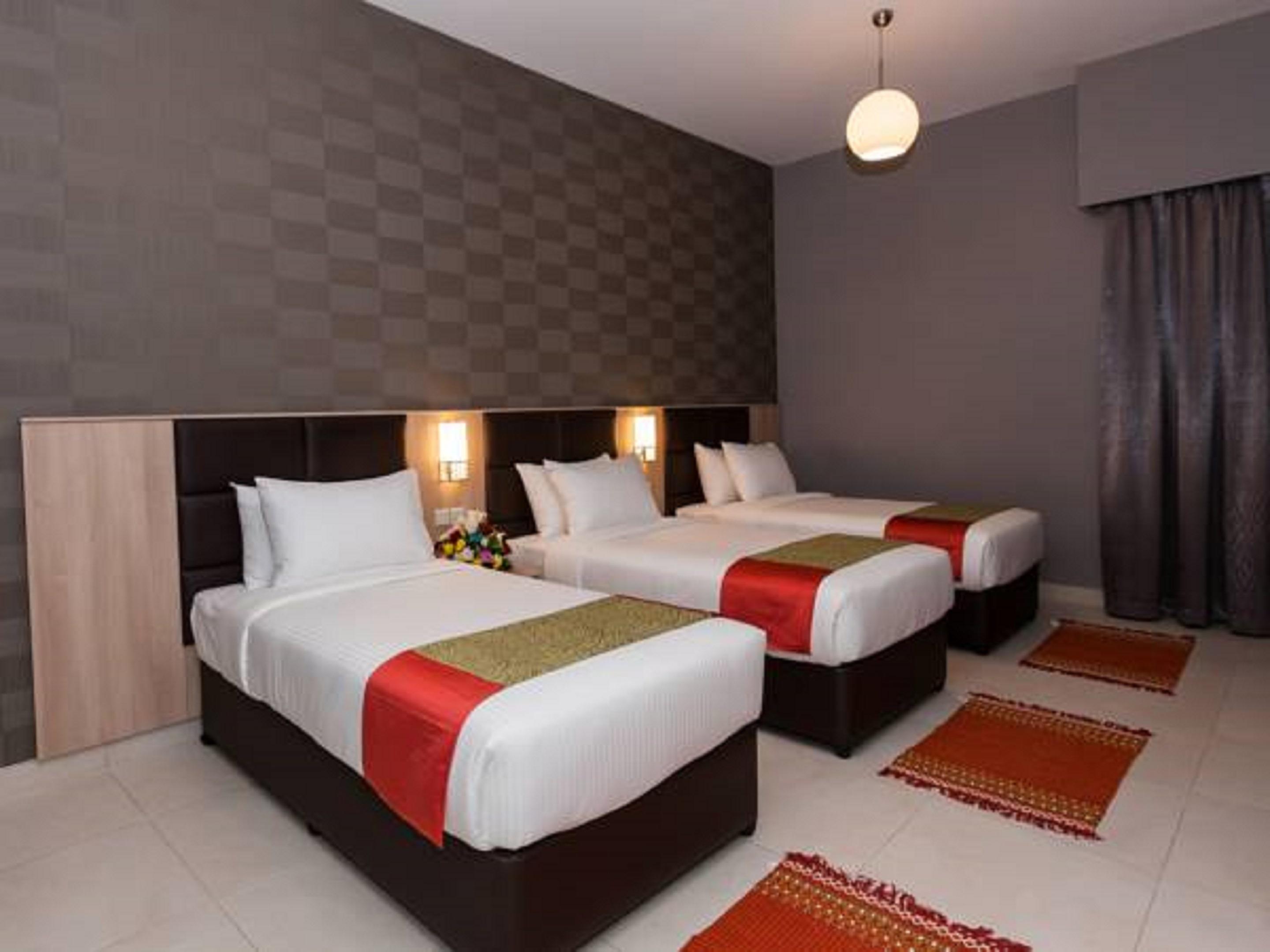 Florida Square Hotel Dubai Bagian luar foto