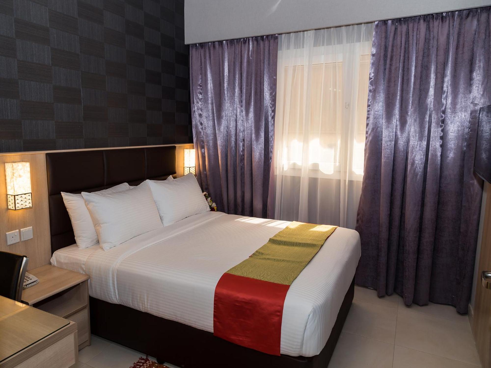 Florida Square Hotel Dubai Ruang foto