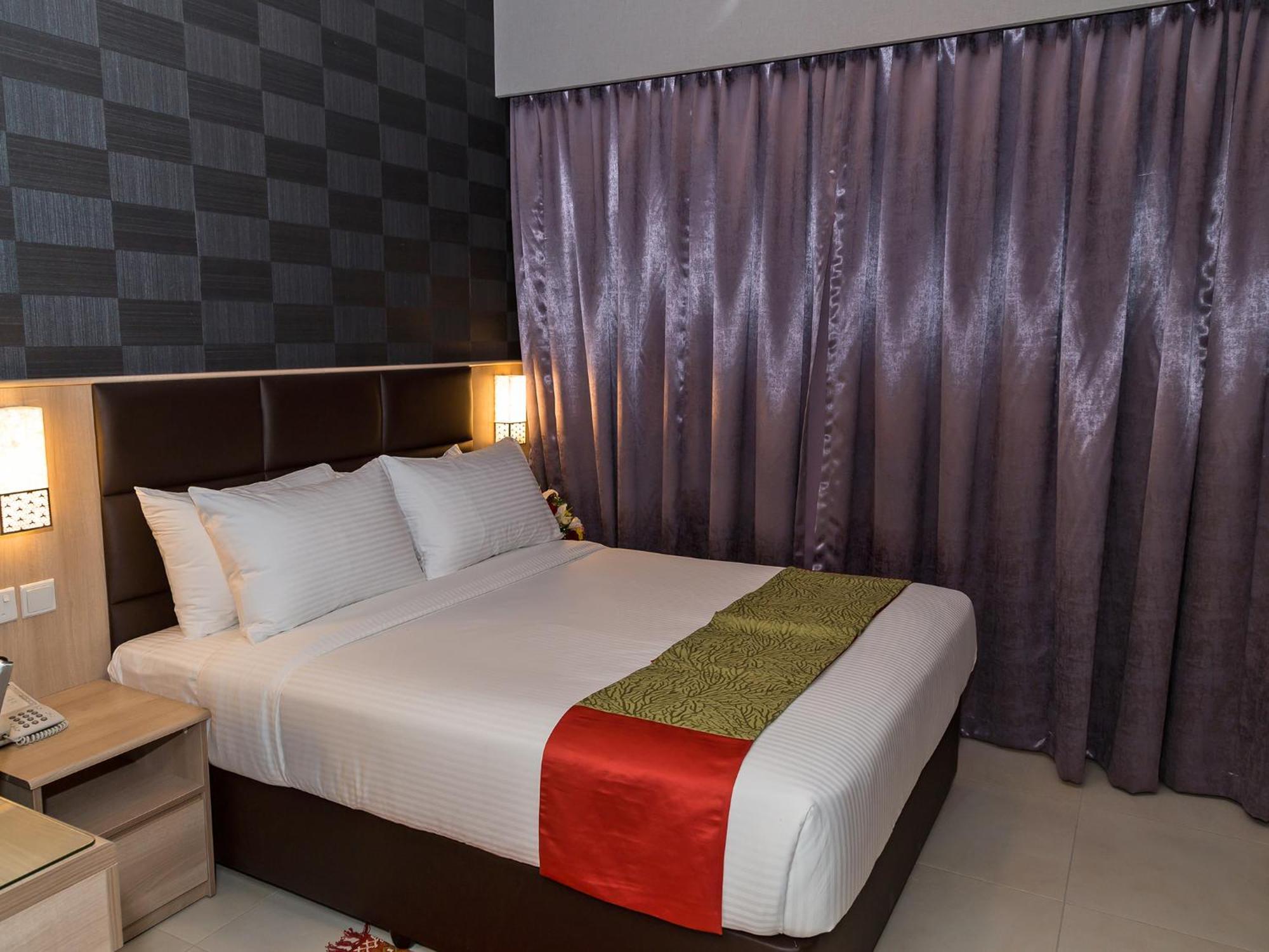 Florida Square Hotel Dubai Ruang foto
