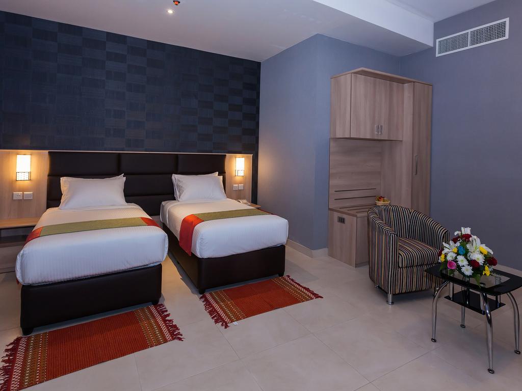 Florida Square Hotel Dubai Ruang foto